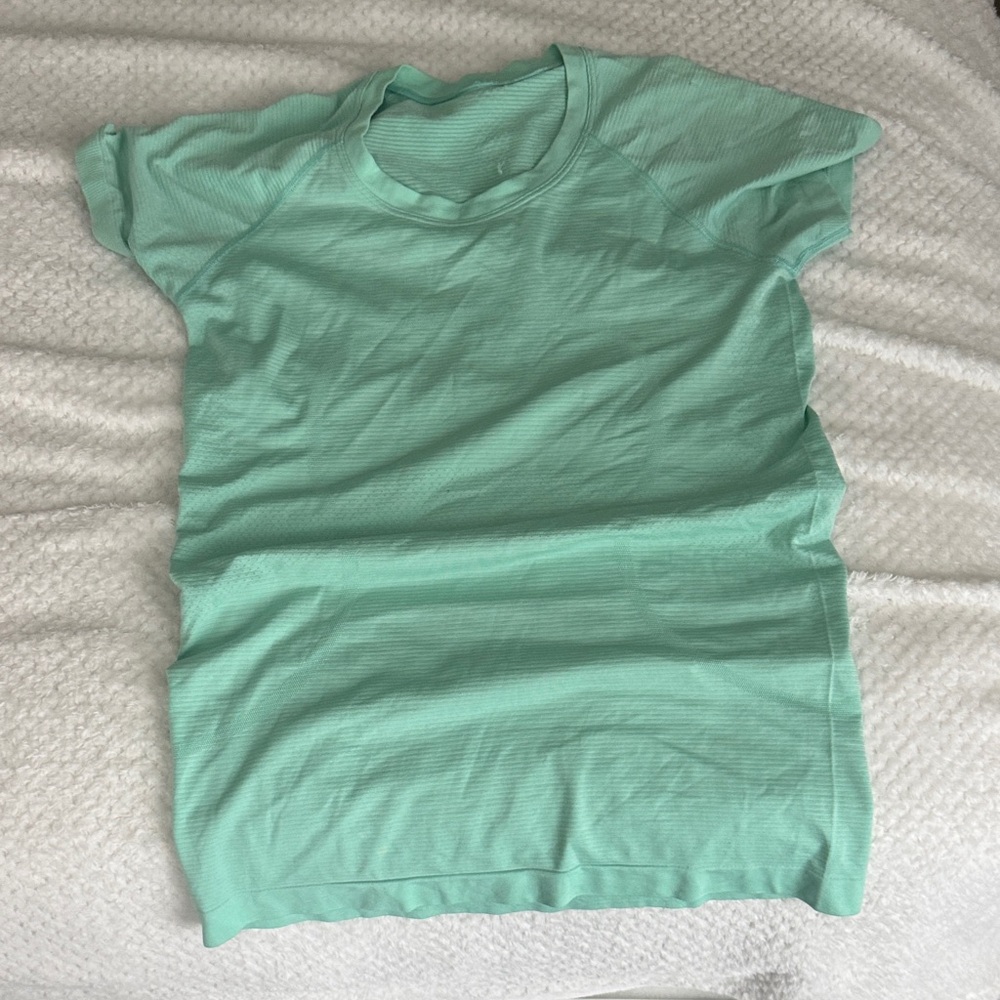 Mint green lululemon swiftly tech